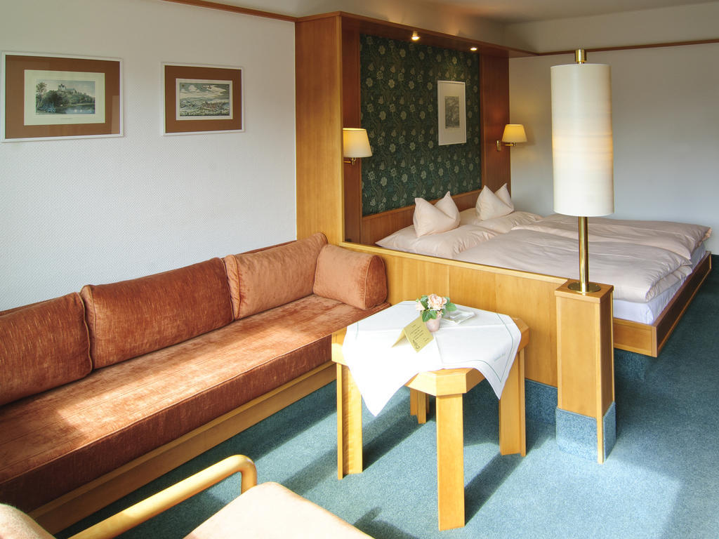 Steinbach-Hotel Ruhpolding Rom bilde